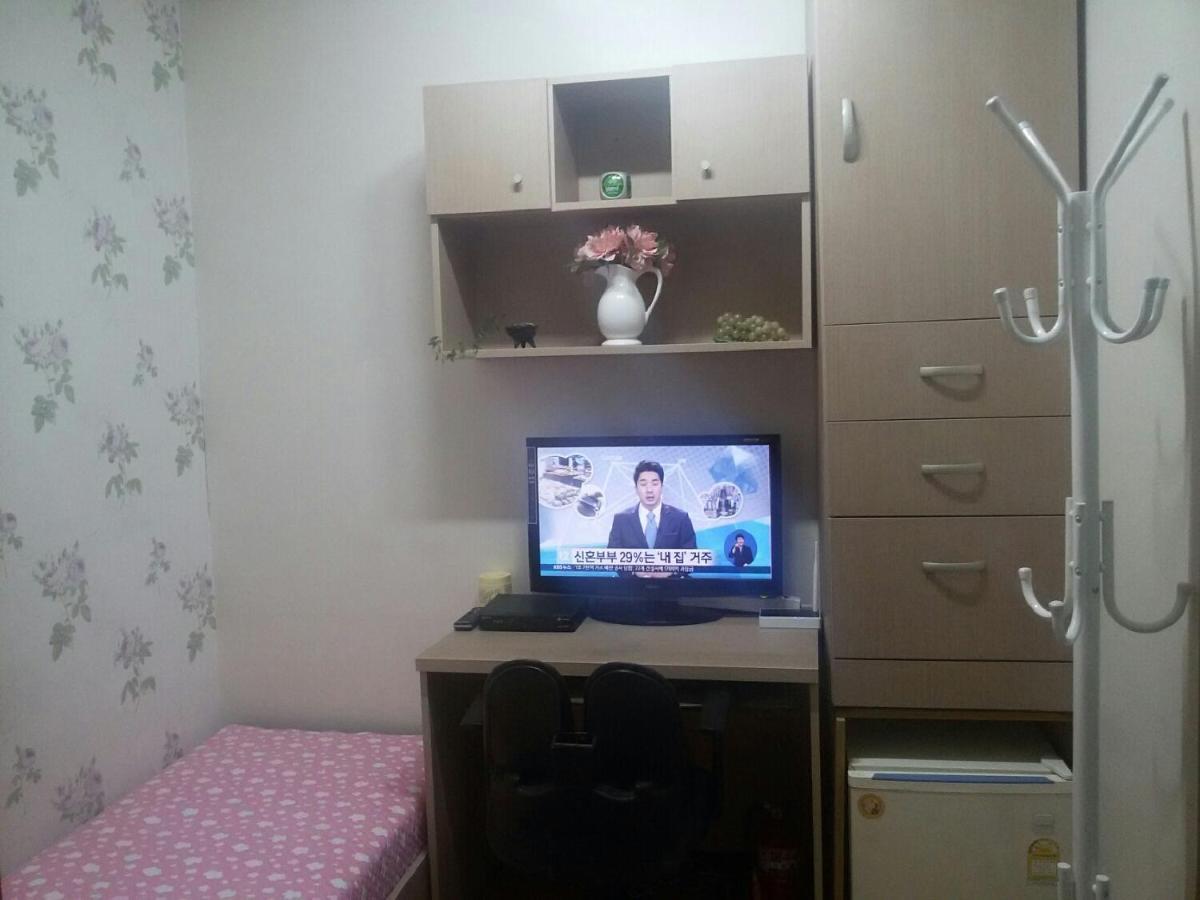 I Want Livingtel Hotel Yongin Buitenkant foto