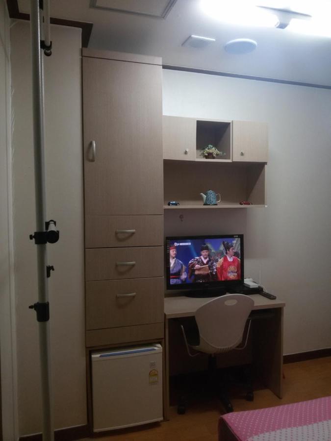 I Want Livingtel Hotel Yongin Buitenkant foto